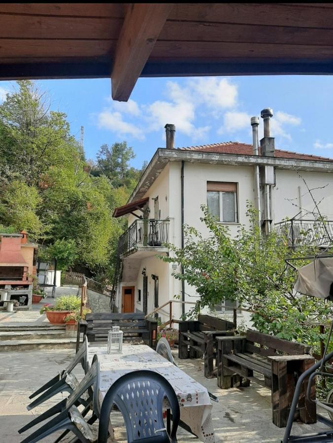 La Tana Dei Conigli Apartment Serra Ricco Ngoại thất bức ảnh